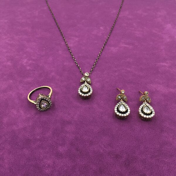 Damla Elmas Rengi Zirkon Otantik Set