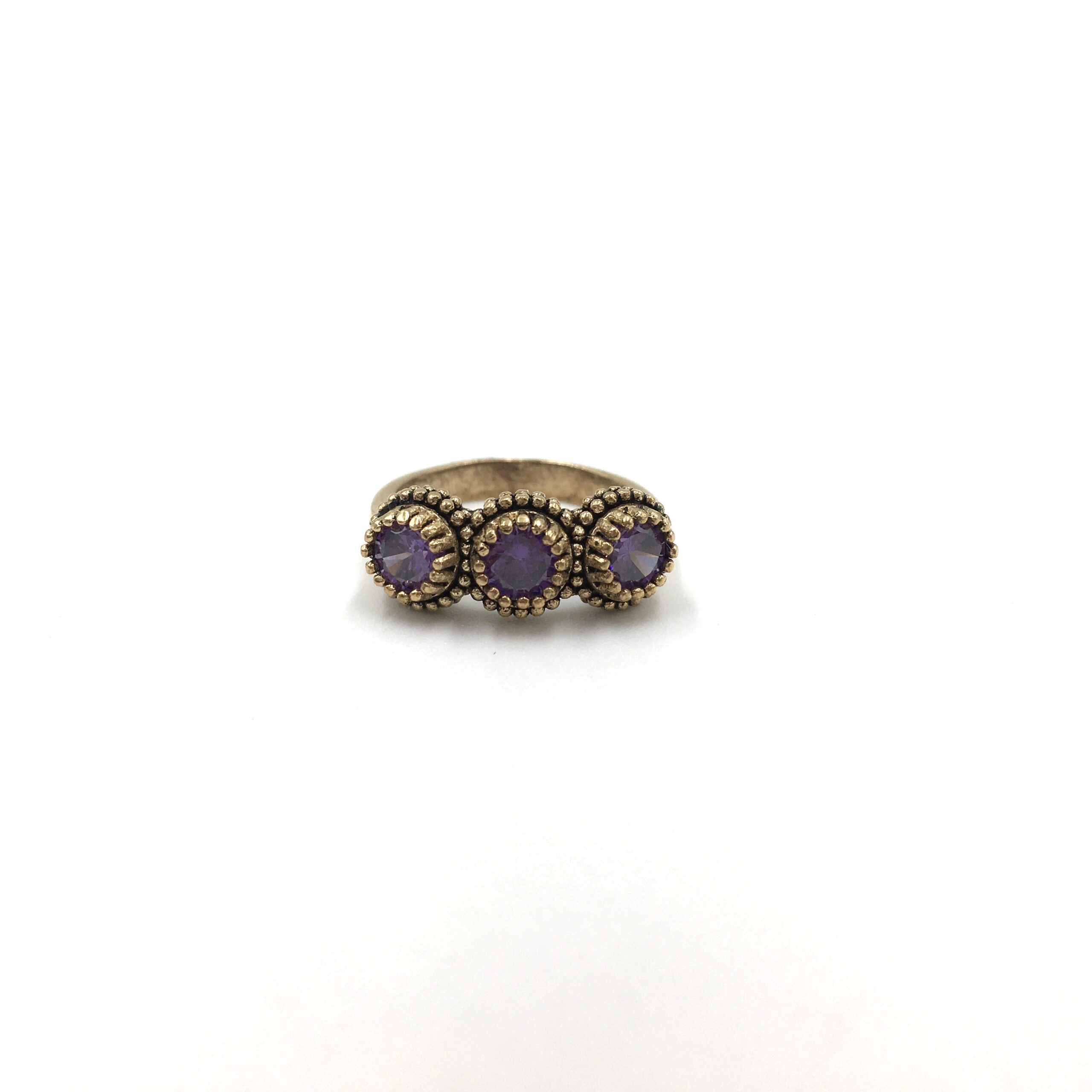 F4C7CF4A-E993-417B-94C6-3B4F590DD933 Üç Taş Yuvarlak Ametist Rengi Otantik Bronz Yüzük - Görsel 1