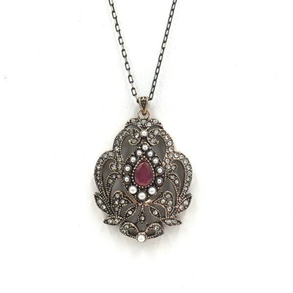 Madalyon Kırmızı Otantik Bronz Kolye