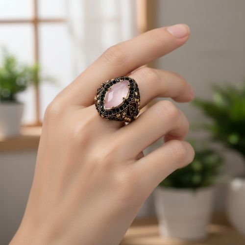 Pembe Kedi Gözü Otantik İşlemeli Bronz Yüzük